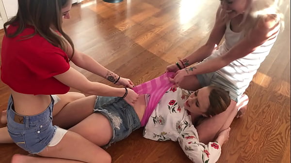 Macy given a public humiliaton – Bondage Fetish Scene