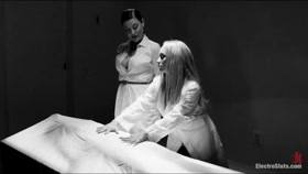 Electrosluts – Electrosluts Presents: The Doctor’s Monster!