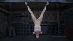 INSEX – Extreme dungeon BDSM with London River