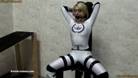 Orgasm Time for Lily Labeau