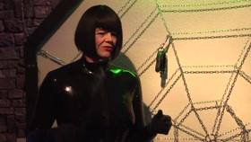 Trans BDSM – Latex Trans Domme