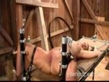 Cunt torture – Extreme pussy whipping on the torture table