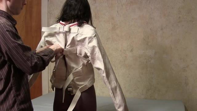 Bondage – Jessi June straitjacket hogtie